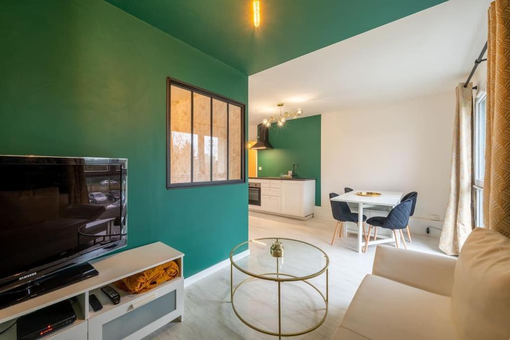 Appartement Cosy Art Deco/ Proche Centre-Ville Nantes Luaran gambar